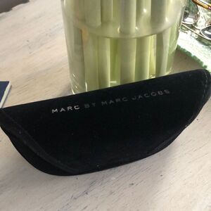 Marc by Marc Jacobs velvet eyeglass sunglass case black.
